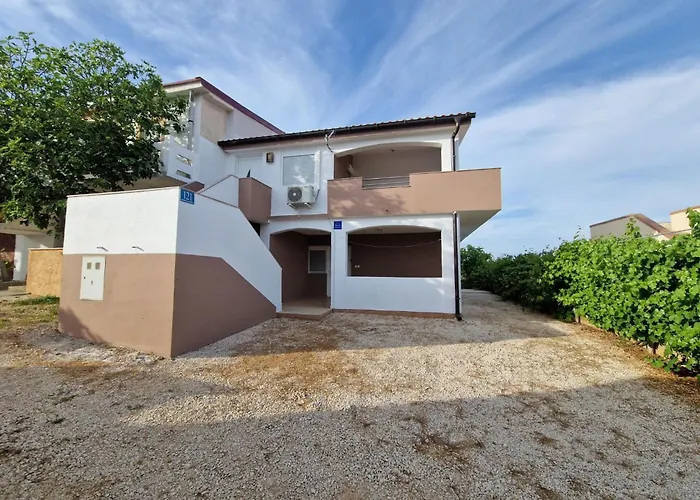 Gemuetliche Ema In By Interhome Apartman